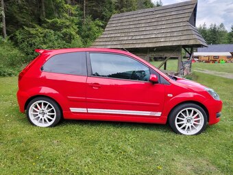 Ford Fiesta St - 8