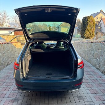 Škoda Superb Combi 2.0 TDI SCR Sportline DSG - 8