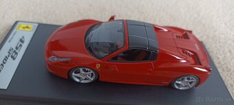 Predám model Ferrari 458 Spider HT 1:43 Looksmart - 8