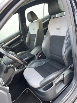 Skoda Octavia Sedan Rs 2.0 TFSI - 8