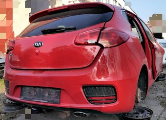 KIA CEED 1.4 2013 predám DVERE, MOTOR G4FA, PREVODOVKA, ZADN - 8