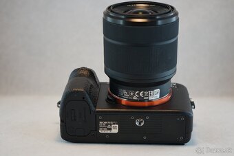 Fotoaparát Sony Alpha A7 II objektív Sony 28-70mm - 8