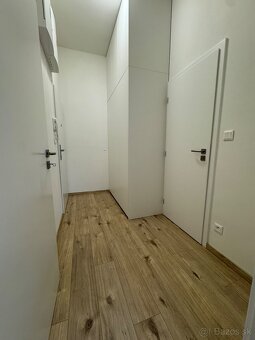Na prenájom zariadený 1-izbový byt Kamence - 8