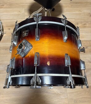 Tama Superstar Sunburst bass drum 22x14 - 8