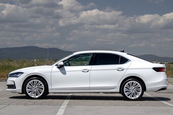 Škoda Superb 2.0 TDI SCR L&K 4x4 DSG - 8