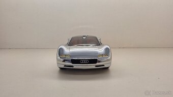 1:18 AUDI AVUS - 8