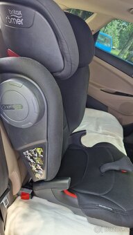 Britax Romer Kidfix III cierna - 8