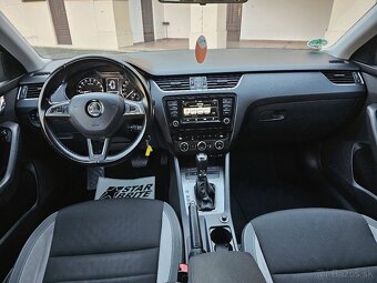 Škoda Octavia Combi 2.0 TDI DSG JOY Navi DVD R18 Orig. KM - 8