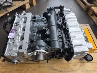 MOTOR CUPA 2,0 TDI 135 KW OCTAVIA RS - 8