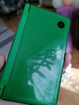 Nintendo DSi XL - 8
