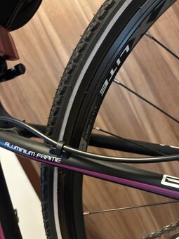 Dámsky crossový bicykel CTM BORA 2.0 - 8