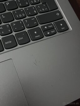 Lenovo IdeaPad1 - 8