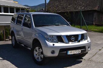 Nissan Pathfinder 2.5 dCi terénne - 8