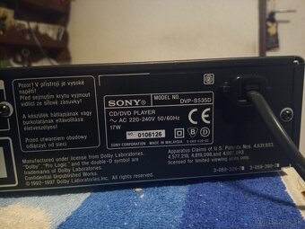 Sony CD a DVD player - 8