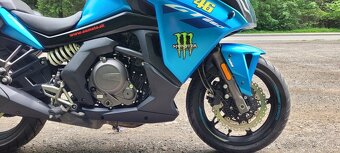 CFMOTO 650GT Prémium. - 8