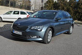 Škoda Superb Combi 2.0 TDI Style DSG - 8