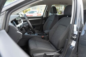 VW Golf 8 2022 / 156tis. km - 2.0 TDI M6 - 8