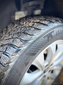 FORD KUGA 2.0 TDCi ST-Line 4x4 - 8