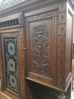 Starožitný nabytok - 8