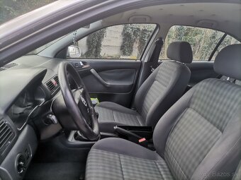 Škoda Octavia 1.6.benzin , EK a STK do 01/2028 - 8