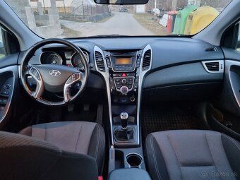 HYUNDAI i30 combi, 1,6 CRDi, 81 kW, r. 2014 - 8