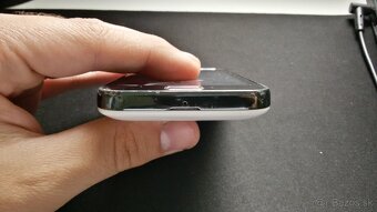 Samsung Galaxy Ace 1 - 8
