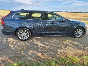 Volvo V90 Momentum PRO B4 - 8