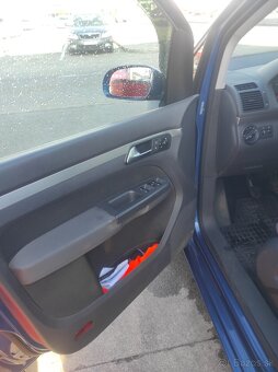 Volkswagen Touran 2.0 TDI - 8