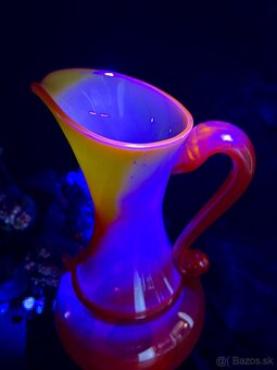 Veľký džbán Blenko USA, kadmiove sklo - 8