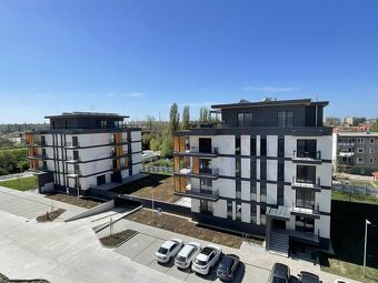 2333 NA PREDAJ EXKLUZÍVNE ŠTVORIZBOVÉ BYTY - 8