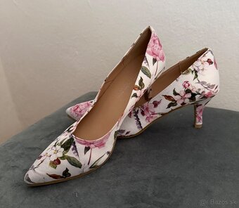 dámske kvetované spoločenské šaty veľ.36 - 8