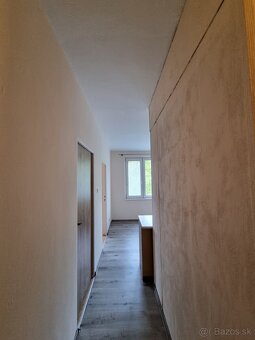 Dám do prenájmu -2 izbový byt v centre Fiľakova - 8