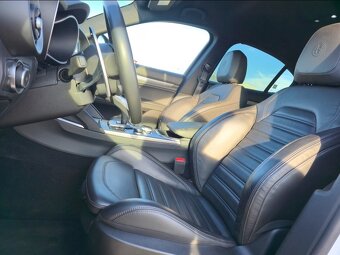 Alfa Romeo Stelvio 2.0 Q4 2022 - 8