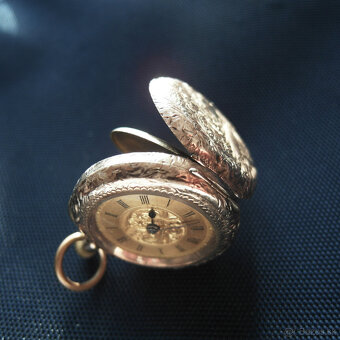 Vreckové hodinky zlato 9K - 8