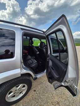 JEEP Cherokee 2,8 crd automat - 8