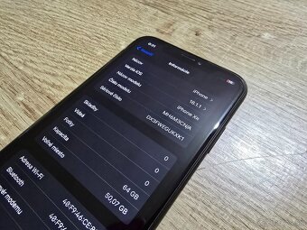 Iphone XR 64gb plnefunkcny ma len bezne znamky pouzivania al - 8