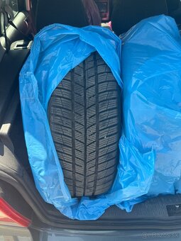 Celoročné pneumatiky BARUM 205/55r16 - 8