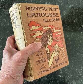 LAROUSSE (1927) - 8