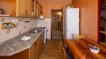 3 izbový byt 72 m2 s balkónom 4,4 m2, Brezová pod Bradlom - 8