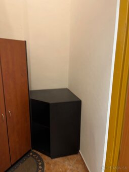 prenajmem priestor moyzesova - 8