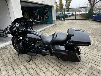 Harley-Davidson Street Glide Special 2018 - 8