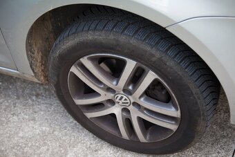 VW Touran 2,0Tdi 103kW r.v. 02/2008 - 8
