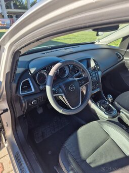 OPEL ASTRA J ST 1,7cdti 97kw - 8