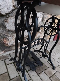 Krásny kúsok umývadlo 150r. stará konštrukcia - 8