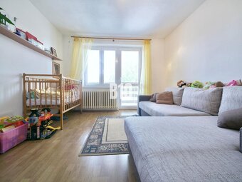 6izb. RODINNÝ DOM s pozemkom 750m2- žiadaná lokalita na Levi - 8