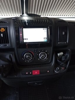 Citroen Jumper Karavan Motor 2.2 diesel 110kw , r.v. 2015 - 8