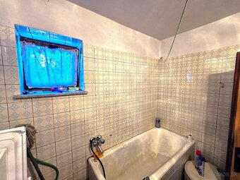 3-izbová chalupa so záhradou a vedľajšou budovou - Hrašné - 8