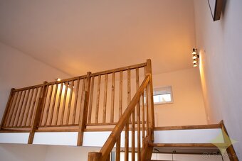 Na prenájom 1-izbový mezonetový byt so záhradkou a vlastným  - 8