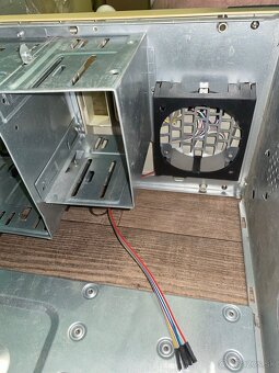 Retro PC mATX skrinka - 8