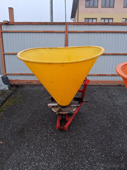 Predám príslušenstvo k traktoru - 8